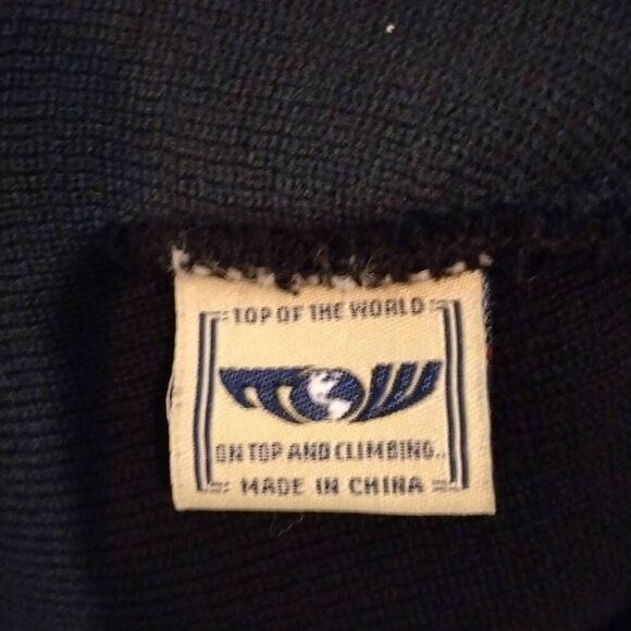 Boston Bruins Beanie by Top of the World Black and Gold Winter Must Have. - Picture 8 of 9